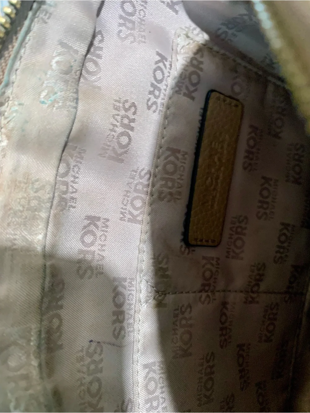 Crossbody Bag in Beige - Women's Shoulder Bag